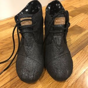 Toms Women’s Wedge Booties
